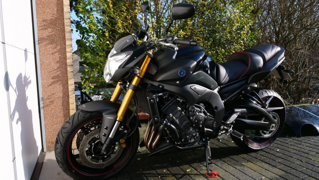 Yamaha FZ8 2016