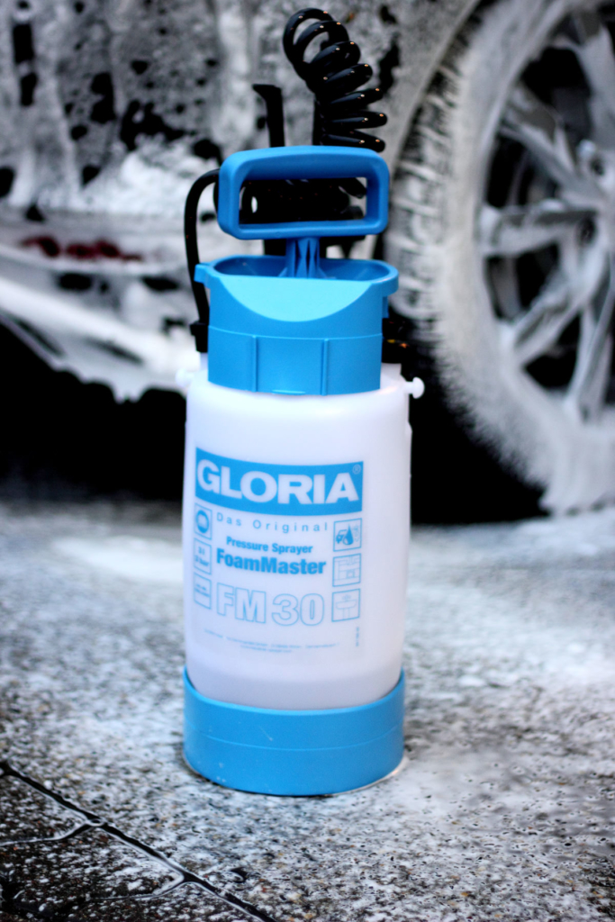 Gloria-FM-30-683x1024.jpg