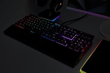 Corsair K70 RGB MK.2 Mechanische Gaming Tastatur (Cherry MX Silent: Leichtgängig und Flüsterleise, Dynamischer RGB LED Hintergrundbeleuchtung, QWERTZ DE Layout) schwarz - 12