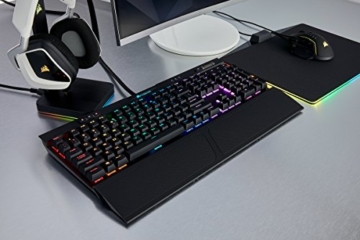 Corsair K70 RGB MK.2 Mechanische Gaming Tastatur (Cherry MX Silent: Leichtgängig und Flüsterleise, Dynamischer RGB LED Hintergrundbeleuchtung, QWERTZ DE Layout) schwarz - 10