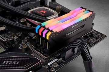 Corsair Vengeance RGB PRO 64GB (4x16GB) DDR4 3200MHz C16 XMP 2.0 Enthusiast RGB LED-Beleuchtung Speicherkit - schwarz - 3