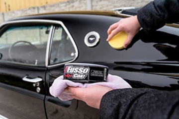 detailmate Soft99 New Fusso Coat 12 Months Wax Dark Hartwachs Autowachs, Lackversiegelung, 200 gr für dunkle Lacke schwarz + langfloriges Mikrofaser Poliertuch + Polierschwamm + 2 Nitril-Handschuhe - 4