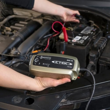 CTEK MXS 10 Batterieladegerät 12V für große Fahrzeugbatterien | Für Boot, Wohnwagen & größere Fahrzeuge, professionelle Ladetechnologie, robust & zuverlässig - 6