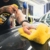 Meguiar's Ultimate Quik Spray Wax® Sprühwachs - Autopflege - Autowachs mit Abperleffekt - einfache Handanwendung - Glatte Schutzschicht für mehr Glanz- 473ml, G200916EU - 7